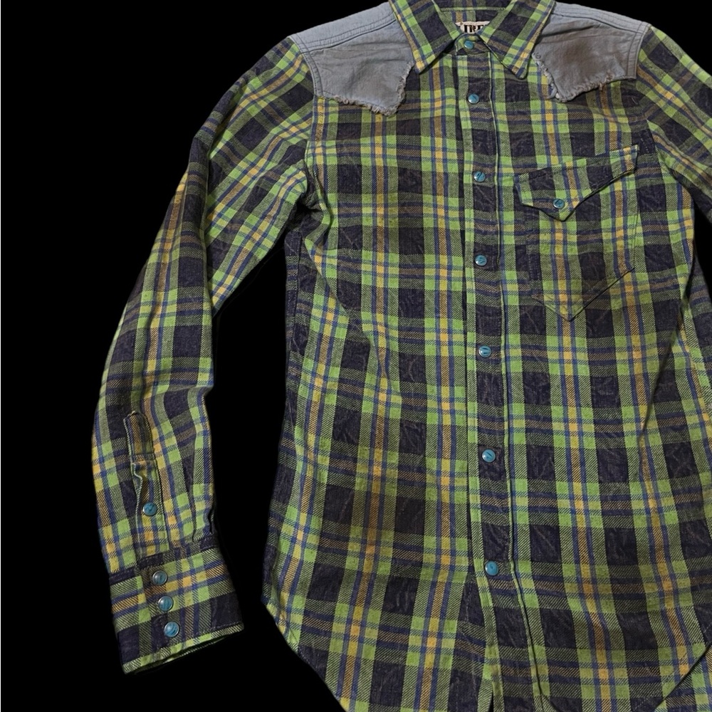 Pink Liberta Button Up - Picture 2 of 5